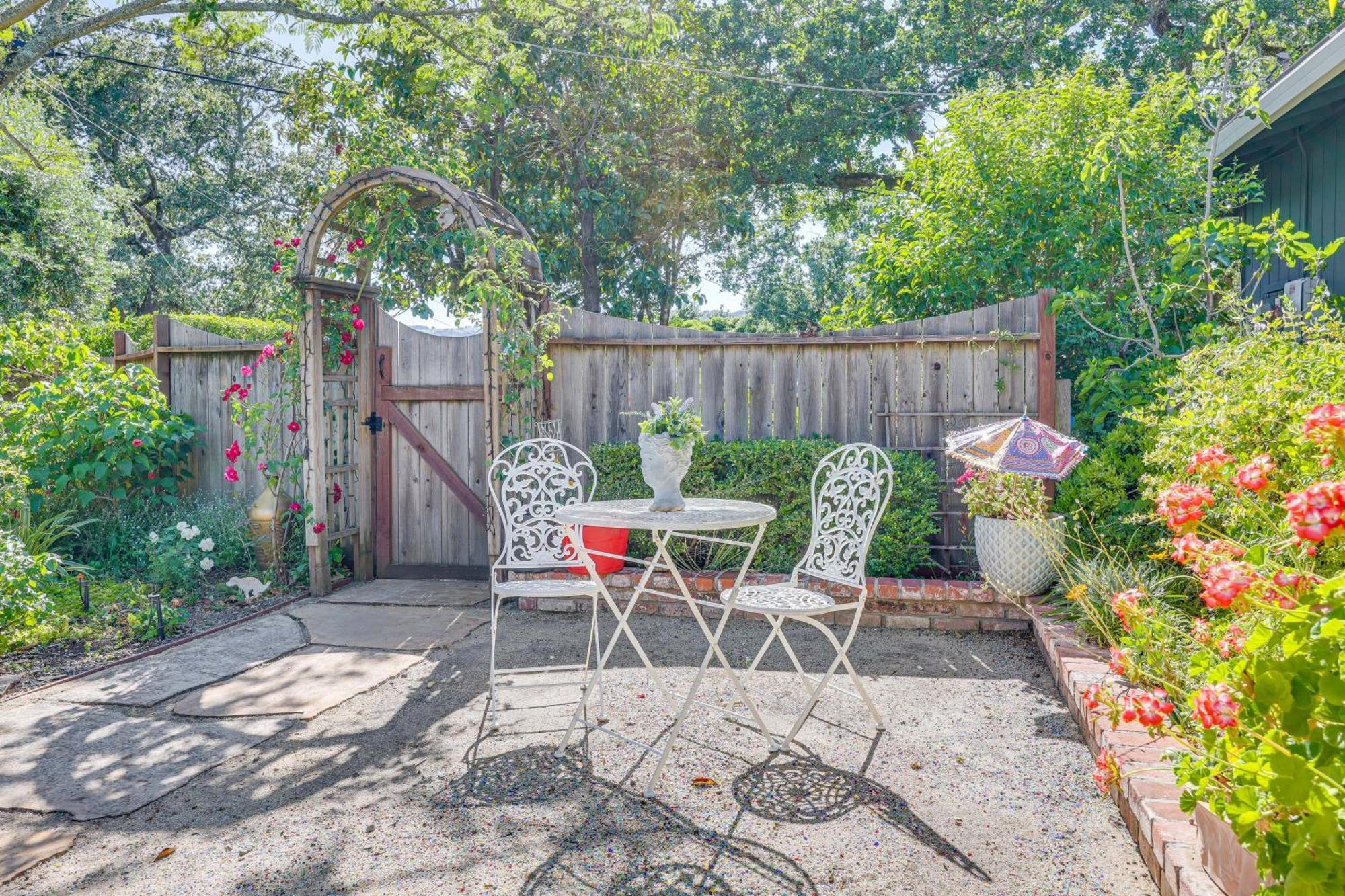 Romantic Casita With Garden And Deck 2 Miles To Plaza! Sonoma Ngoại thất bức ảnh